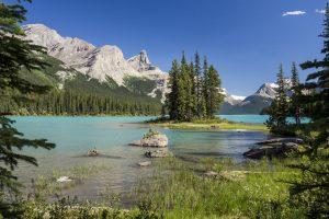 Maligne Lake_motorhome trips